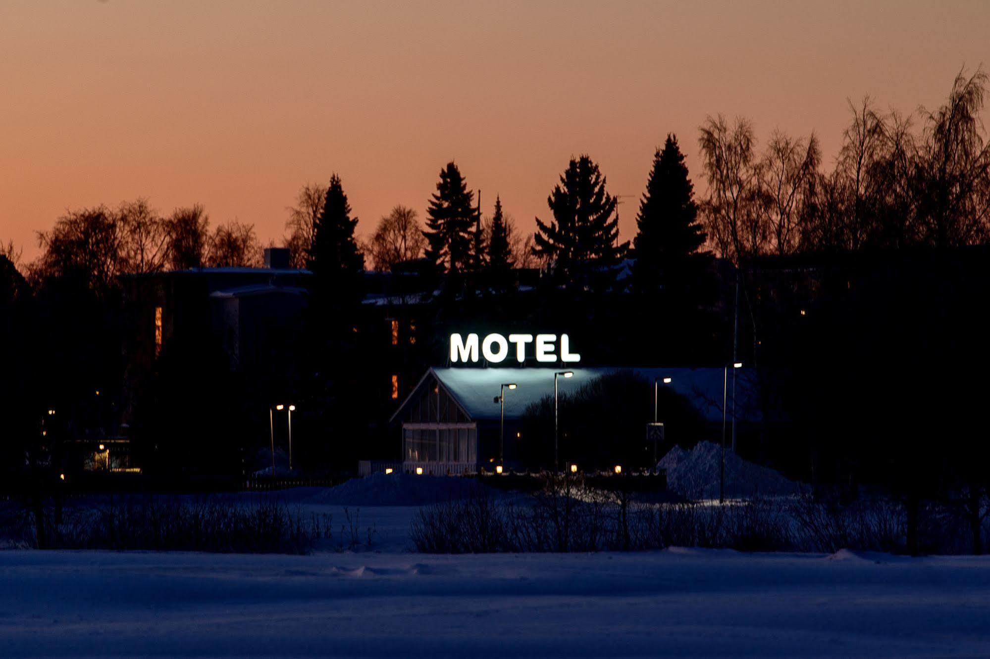 River Motel - Selfservice Check In - Book A Room, Make Payment, Get Pincode To The Room ハパランダ エクステリア 写真