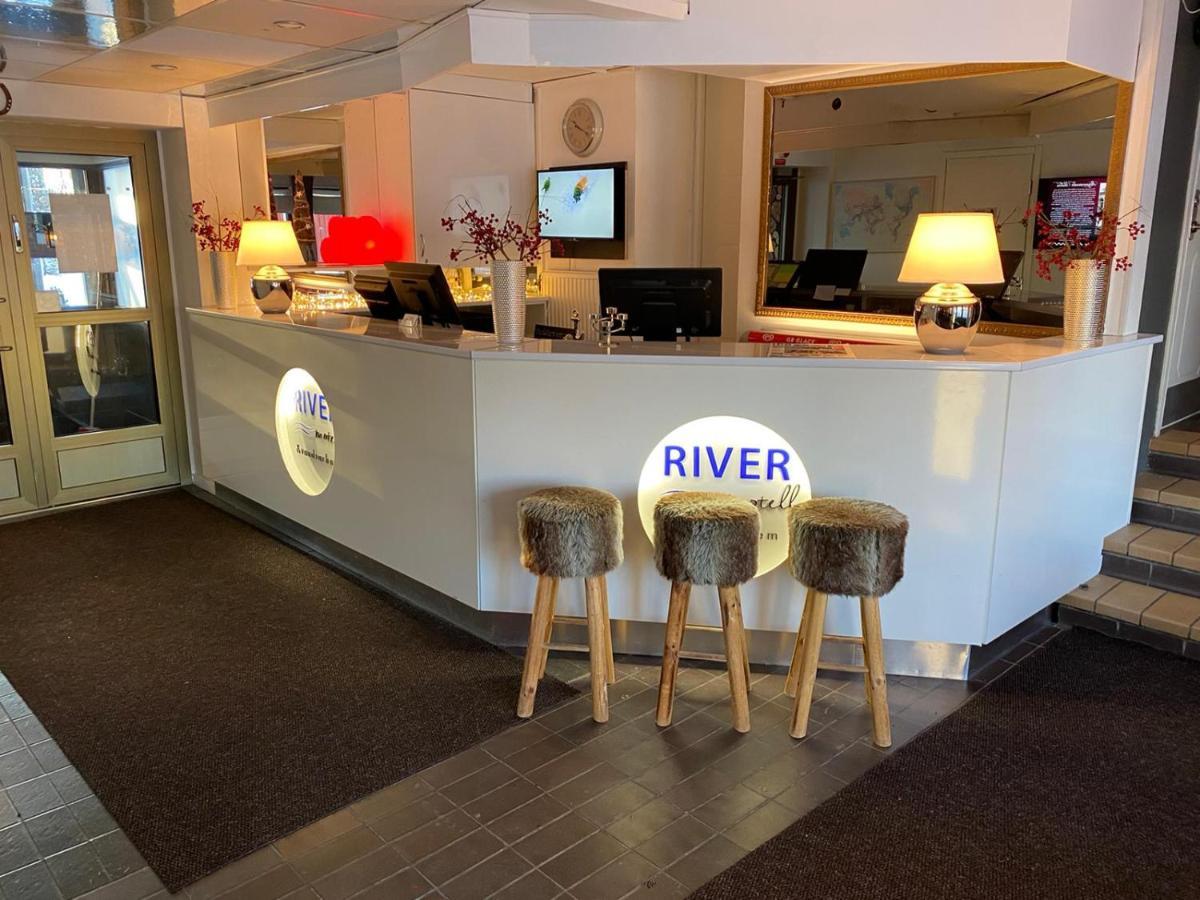 River Motel - Selfservice Check In - Book A Room, Make Payment, Get Pincode To The Room ハパランダ エクステリア 写真