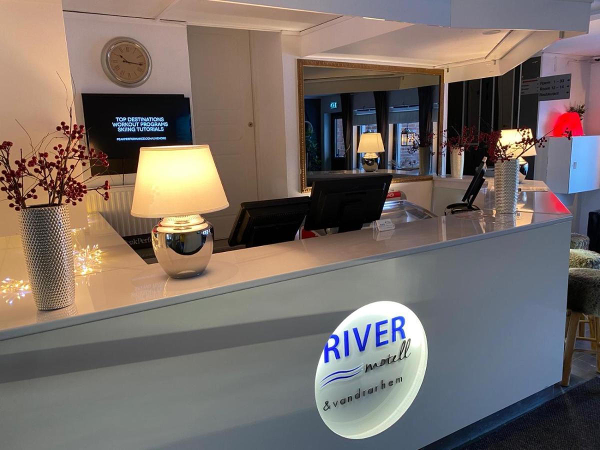 River Motel - Selfservice Check In - Book A Room, Make Payment, Get Pincode To The Room ハパランダ エクステリア 写真